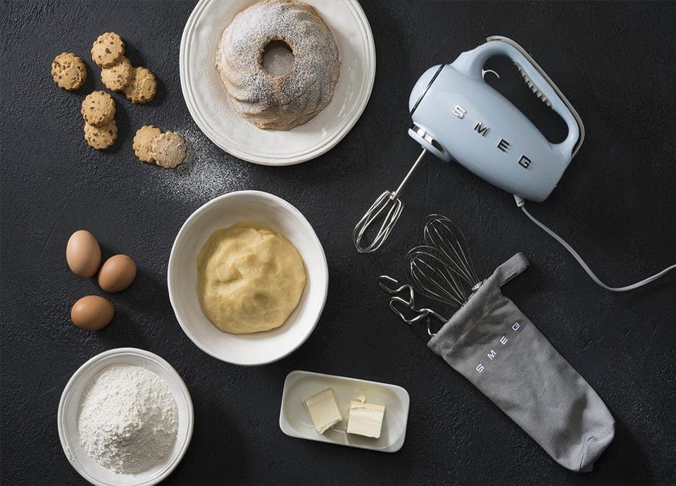 Smeg Retro Style Hand Mixer Pastel Blue HMF01PB