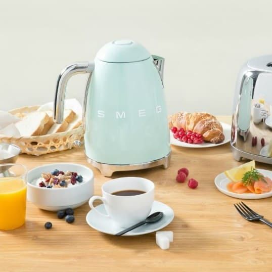 Smeg Retro Cordless Kettle 1.7 Litre Pastel Green KLF03PGSA